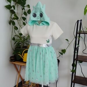 Star Wars Mint Green and Silver Alien Costume